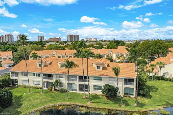 8415  Excalibur  CIR, Naples, FL 34108