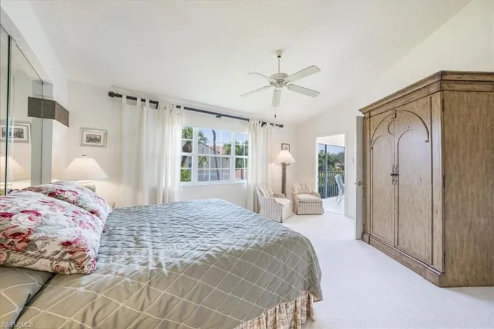 8415  Excalibur  CIR, Naples, FL 34108