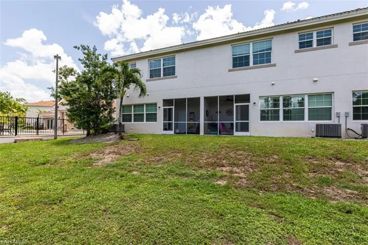7139 Greenwood Park Cir 11, Fort Myers, Florida 33967