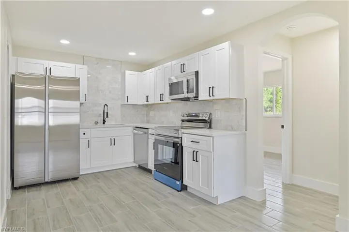 4733/4735 28th St Sw, Lehigh Acres Fl 33973