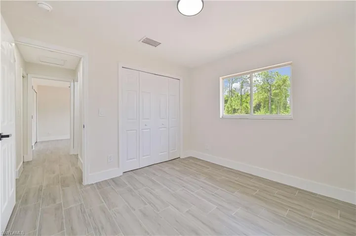 4733/4735 28th St Sw, Lehigh Acres Fl 33973