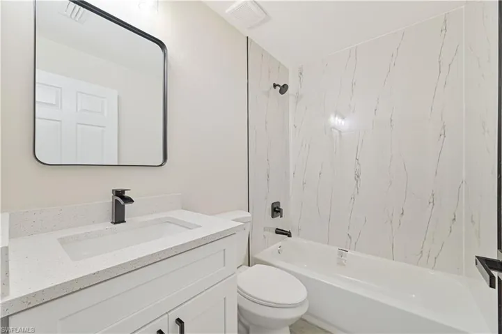 4733/4735 28th St Sw, Lehigh Acres Fl 33973