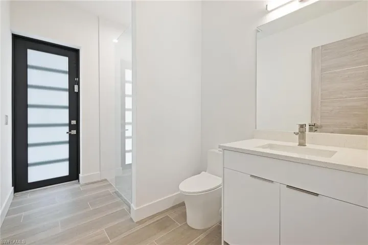 2nd Bathroom and Pool Bath