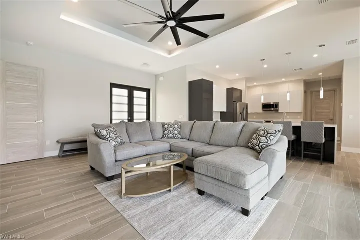 309 SW 15th  TER, Cape Coral, FL 33991