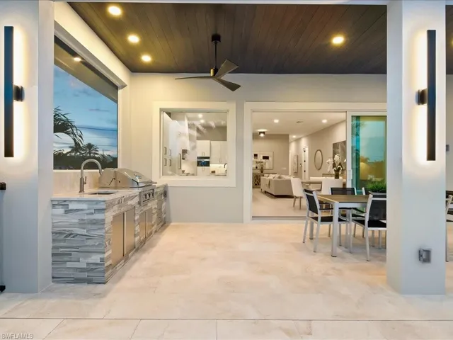 Covered outdoor dining and entertaining area