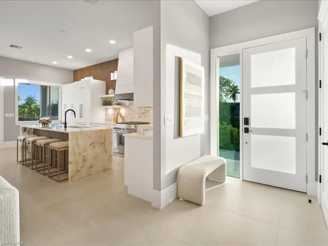 Bright and welcoming entry foyer