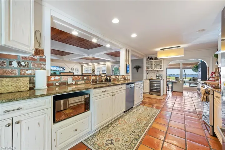 2430 Mcgregor Blvd, Fort Myers, Florida 33901
