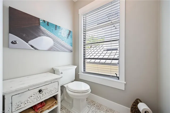2430 Mcgregor Blvd, Fort Myers, Florida 33901