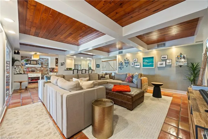 2430 Mcgregor Blvd, Fort Myers, Florida 33901
