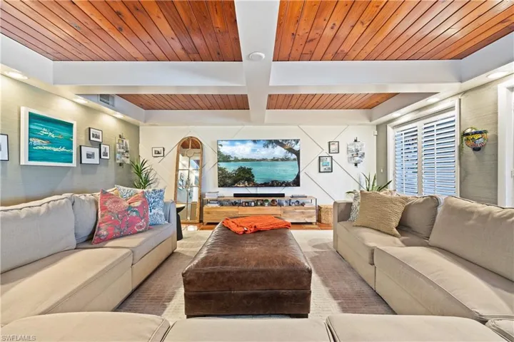 2430 Mcgregor Blvd, Fort Myers, Florida 33901