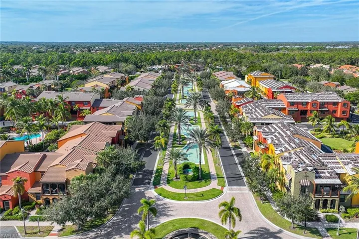 9106  Chula Vista  ST, Naples, FL 34113