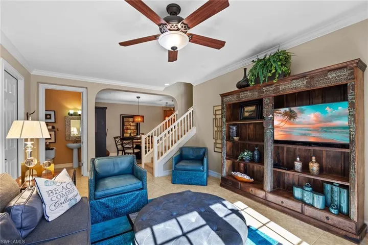 9106  Chula Vista  ST, Naples, FL 34113