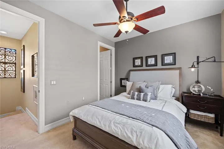 9106  Chula Vista  ST, Naples, FL 34113