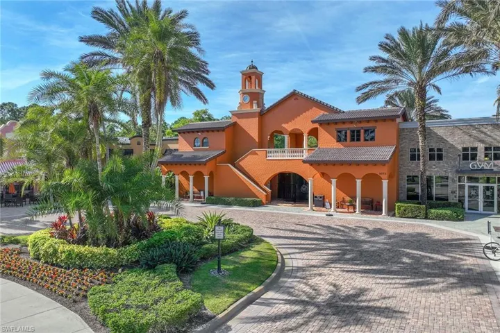 9106  Chula Vista  ST, Naples, FL 34113