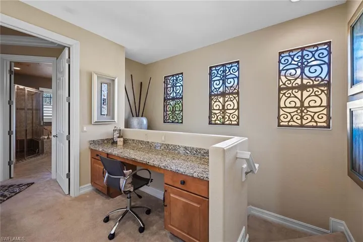 9106  Chula Vista  ST, Naples, FL 34113