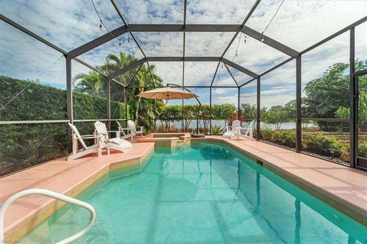 Pool/hot tub - saltwater automated, low maintence pool