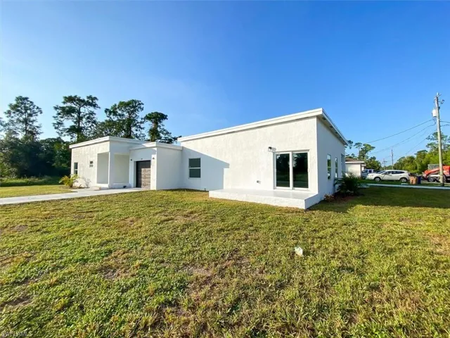 2401-2403 Joe Ave S, Lehigh Acres, Florida 33973