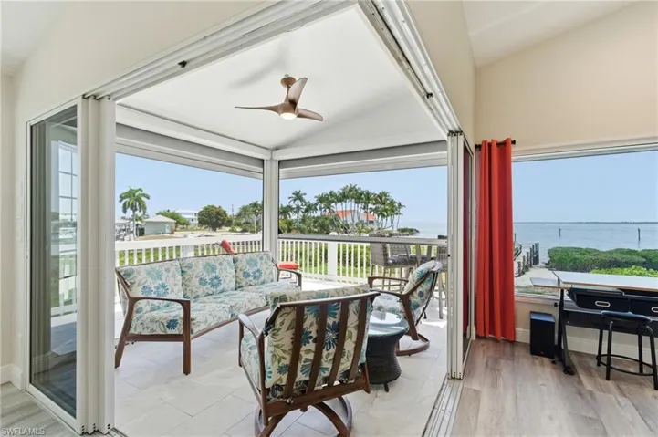 2230  Palm  AVE, St. James City, FL 33956