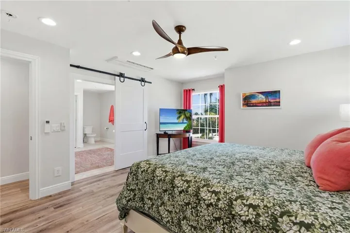 2230  Palm  AVE, St. James City, FL 33956