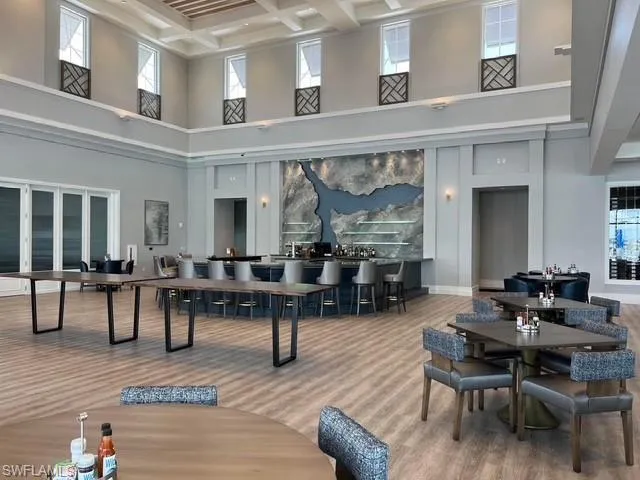 Restaurant Bar