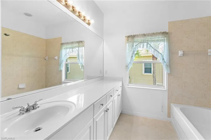 3161 Cottonwood Bend 1201, Fort Myers, Florida 33905