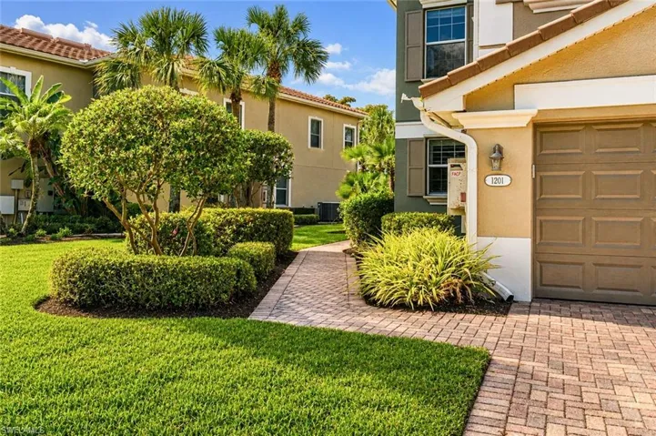 3161 Cottonwood Bend 1201, Fort Myers, Florida 33905