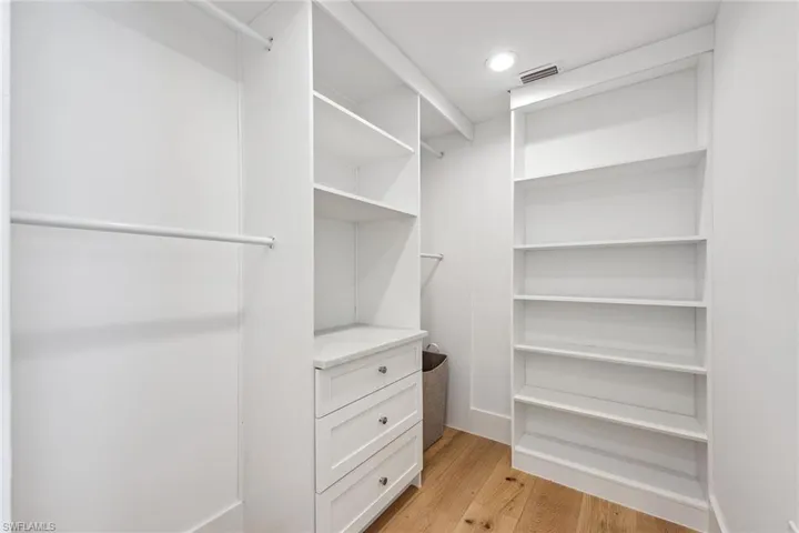 2453  10th N ST, Naples, FL 34103