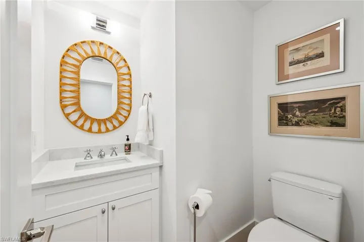 2453  10th N ST, Naples, FL 34103