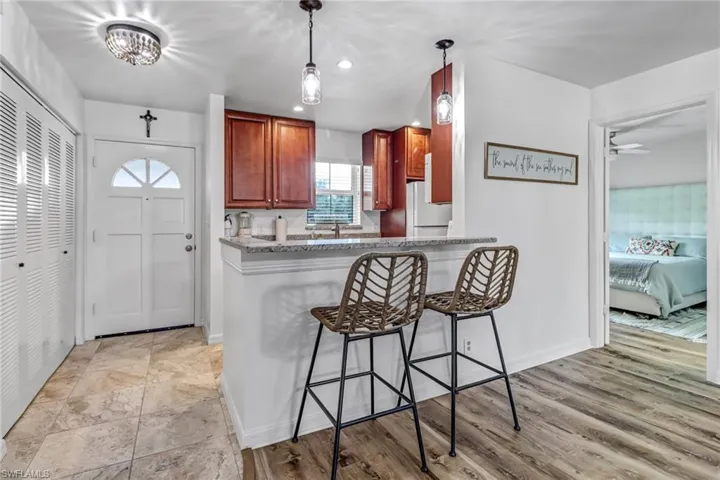 221  Cypress E WAY, Naples, FL 34110