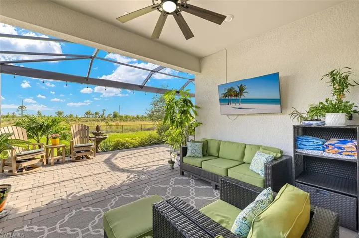 20040 Kingmont Dr, Estero, Florida 33928