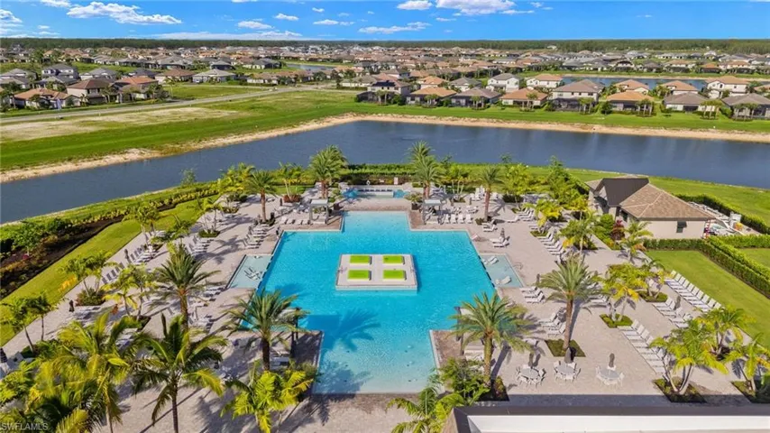 20040 Kingmont Dr, Estero, Florida 33928
