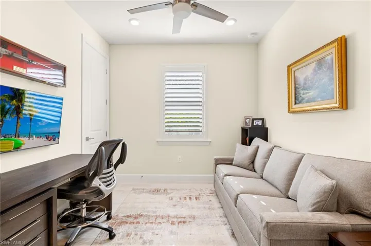 20040 Kingmont Dr, Estero, Florida 33928