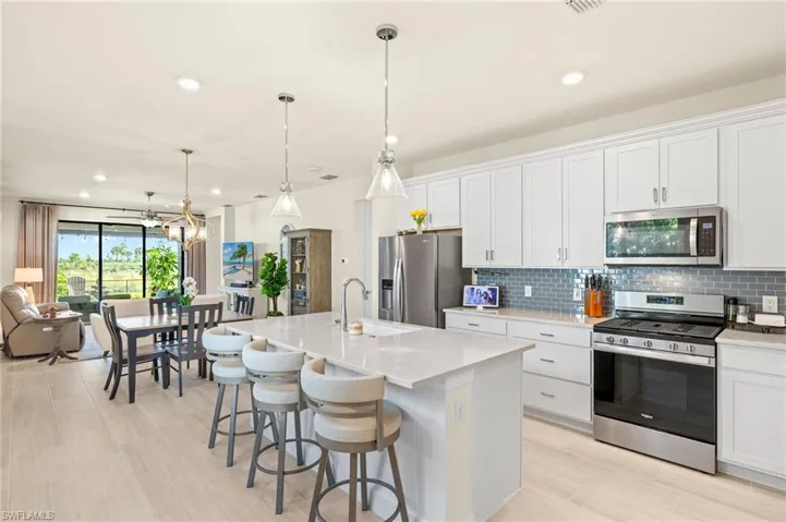 20040 Kingmont Dr, Estero, Florida 33928