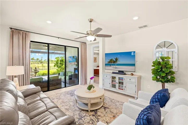 20040 Kingmont Dr, Estero, Florida 33928
