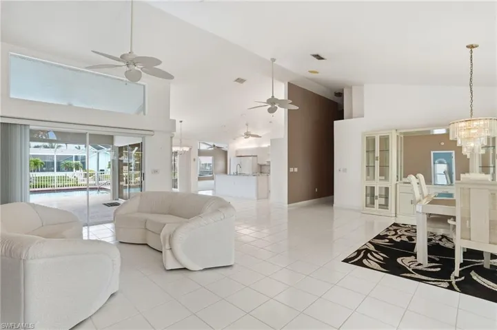 Family Room/Dining Room
