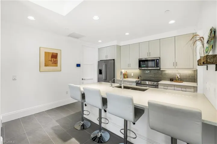 1035 3rd Ave S 215, Naples, Florida 34102