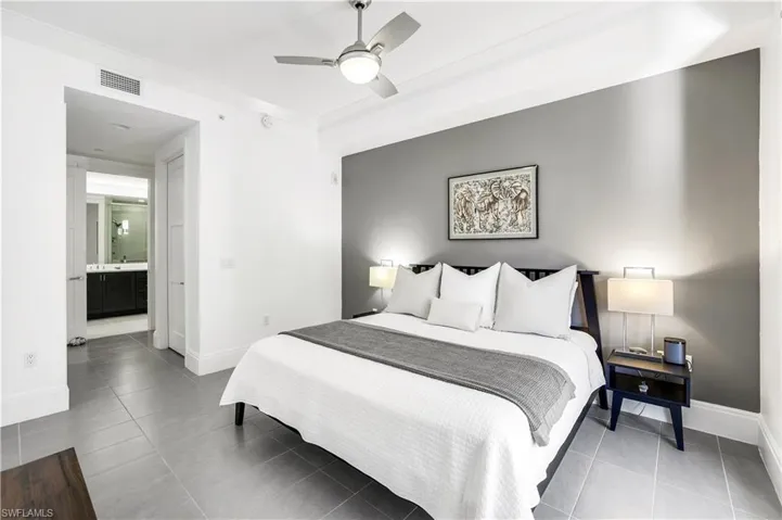 1035 3rd Ave S 215, Naples, Florida 34102