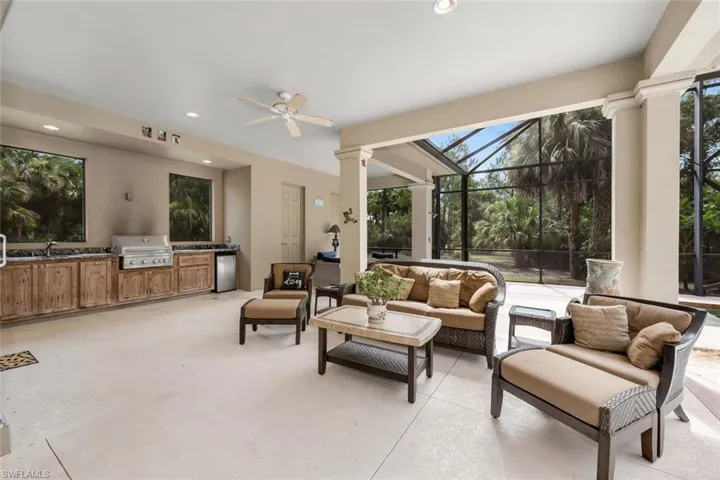 240  17th SW ST, Naples, FL 34117