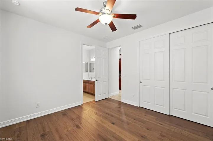 1st guest bedroom w/access to Jack-N-Jill bath