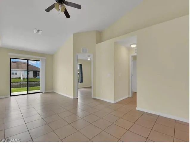 702 Se 6th Ter, Cape Coral, Florida 33990