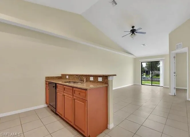 702 Se 6th Ter, Cape Coral, Florida 33990