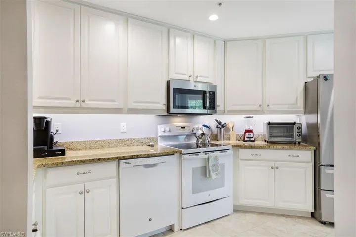 6770 Huntington Lakes Cir # 203, Naples Fl 34119