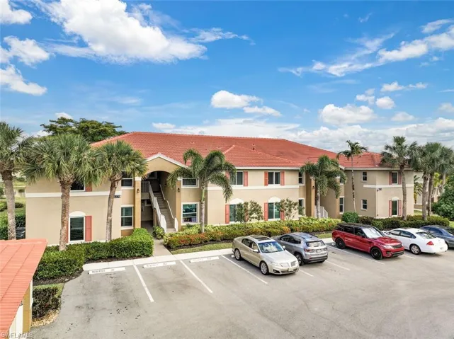 6770 Huntington Lakes Cir # 203, Naples Fl 34119