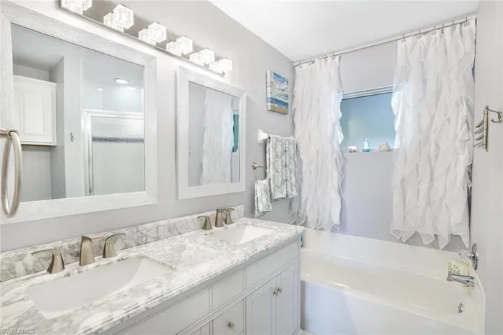 6770 Huntington Lakes Cir # 203, Naples Fl 34119