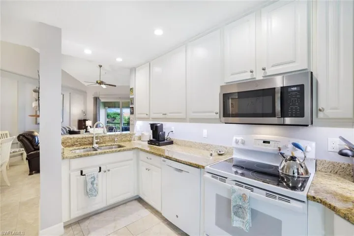 6770 Huntington Lakes Cir # 203, Naples Fl 34119