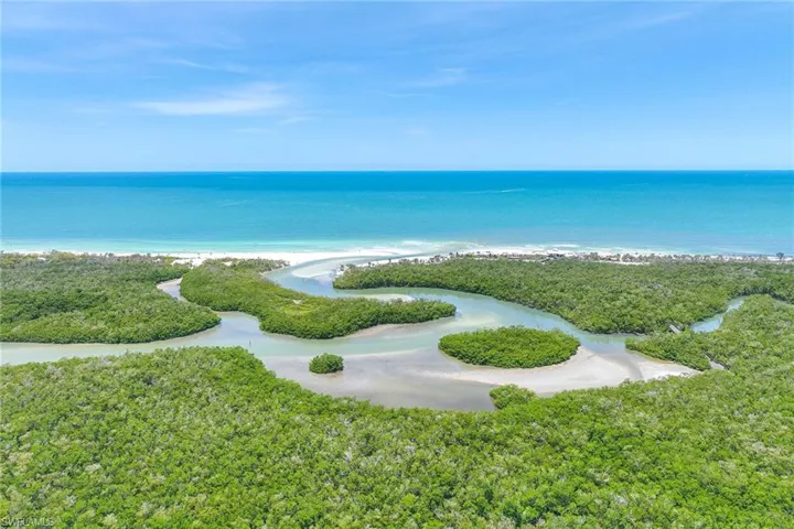 5633  Turtle Bay  DR, Naples, FL 34108