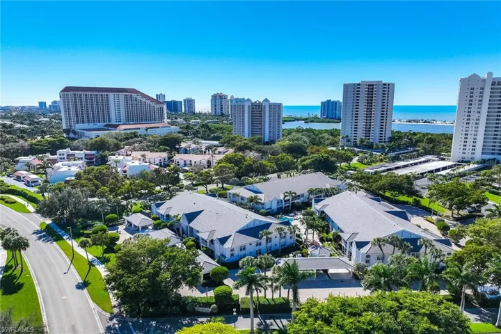 5633  Turtle Bay  DR, Naples, FL 34108