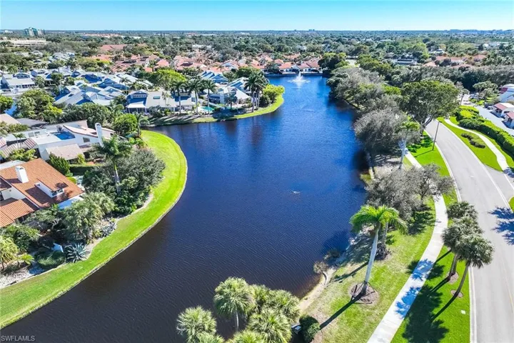 5633  Turtle Bay  DR, Naples, FL 34108