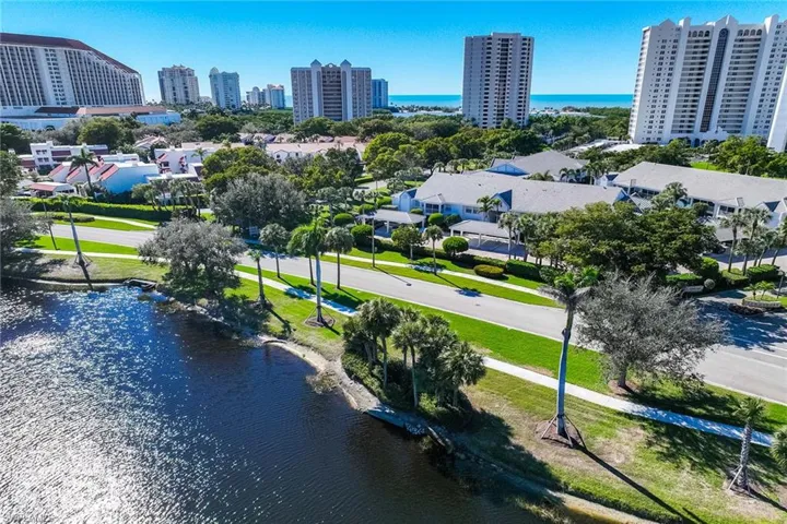 5633  Turtle Bay  DR, Naples, FL 34108
