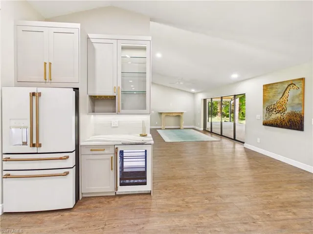 6840 Hendry Creek Dr, Fort Myers, Florida 33908
